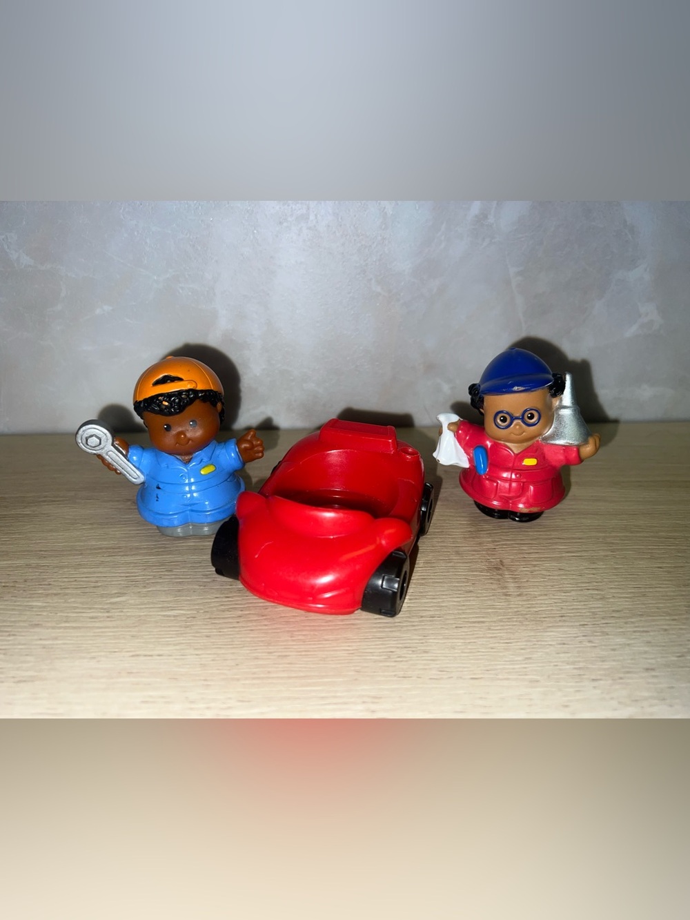 🔧 Fisher-Price Little People Mechanic Figures + Red Car – 3 Piece Lot